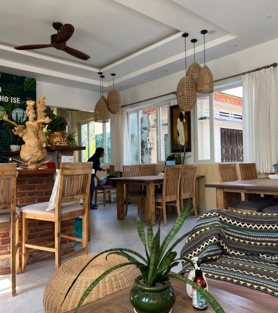 ***  Bed and Breakfast Peach House Hoi An Vietnam