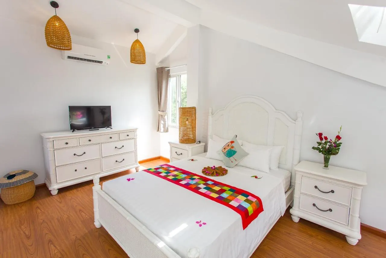 Peach House Bed & Breakfast Hoi An Vietnam